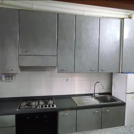 Appartement 10 Minuti Dal Di Garda E Da Gardaland Castelnuovo del Garda